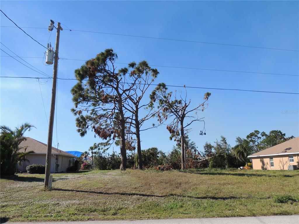 ROTONDA WEST BROADMOOR - Land