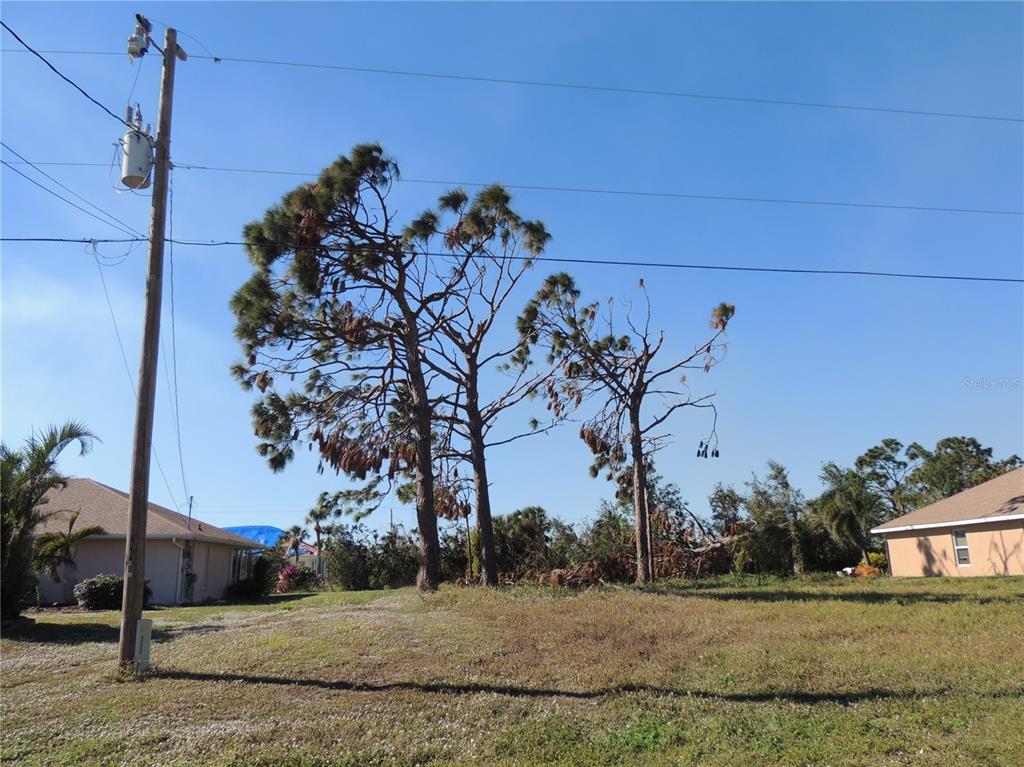 ROTONDA WEST BROADMOOR - Land