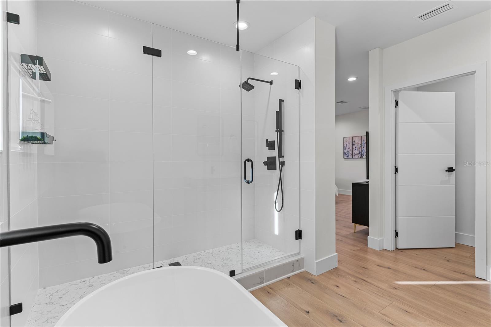 2200 BAY BLVD IRB CONDO - Residential