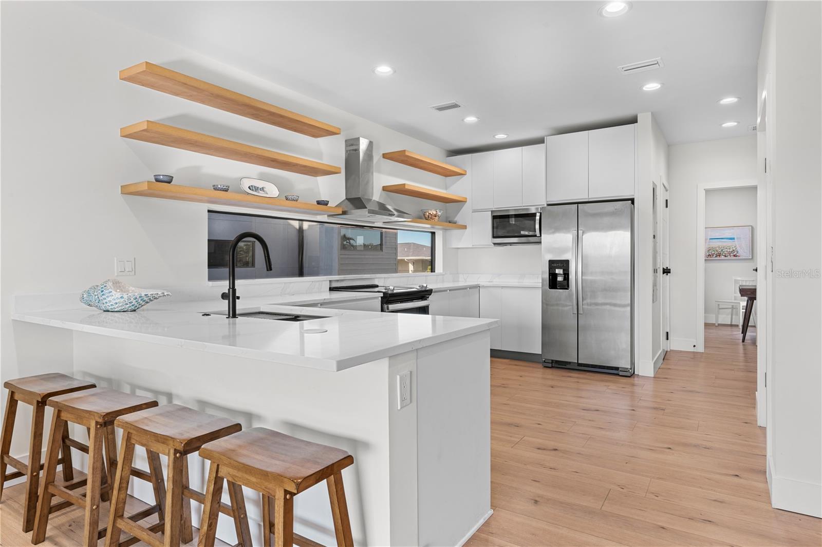 2200 BAY BLVD IRB CONDO - Residential