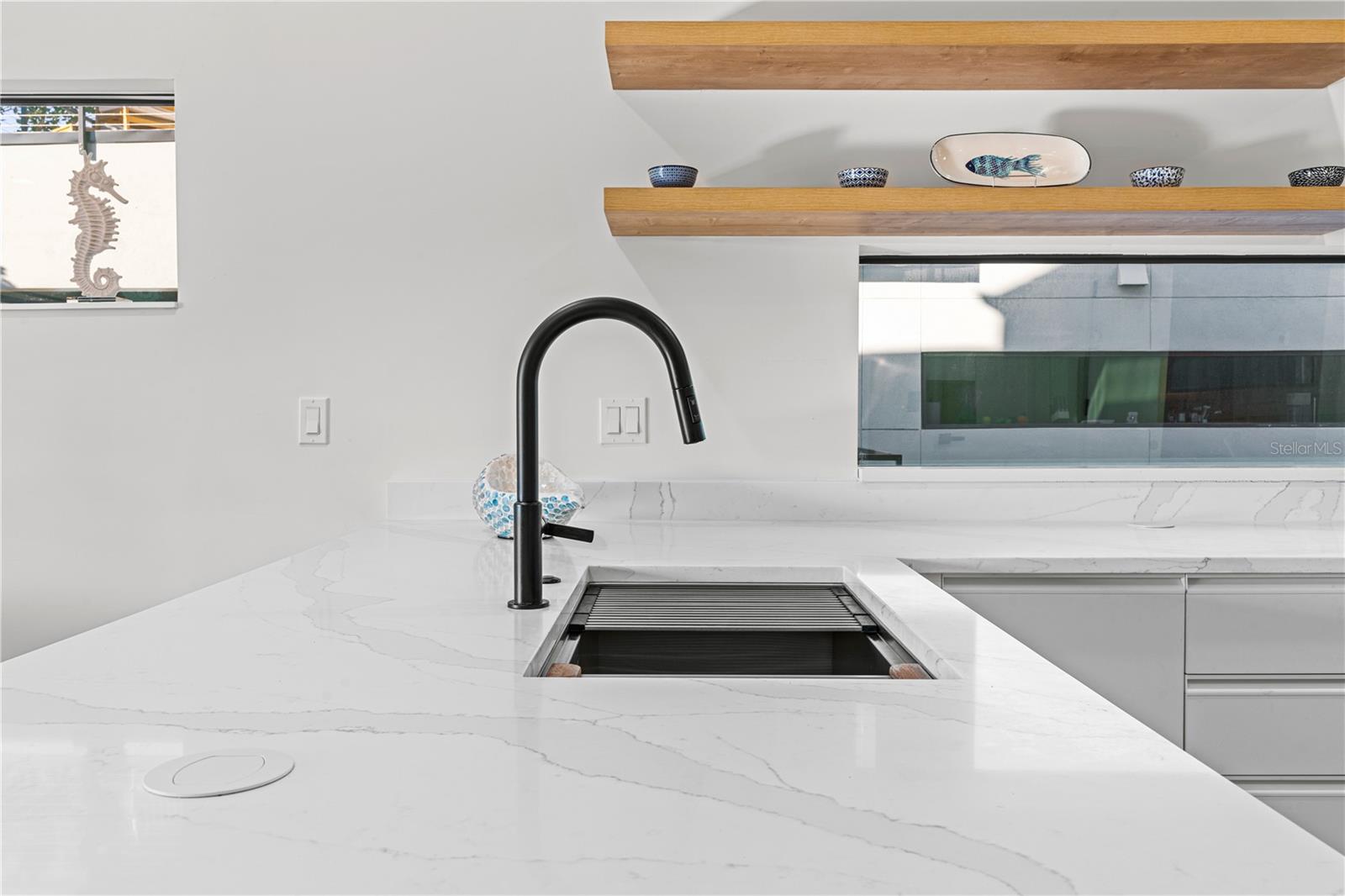 2200 BAY BLVD IRB CONDO - Residential