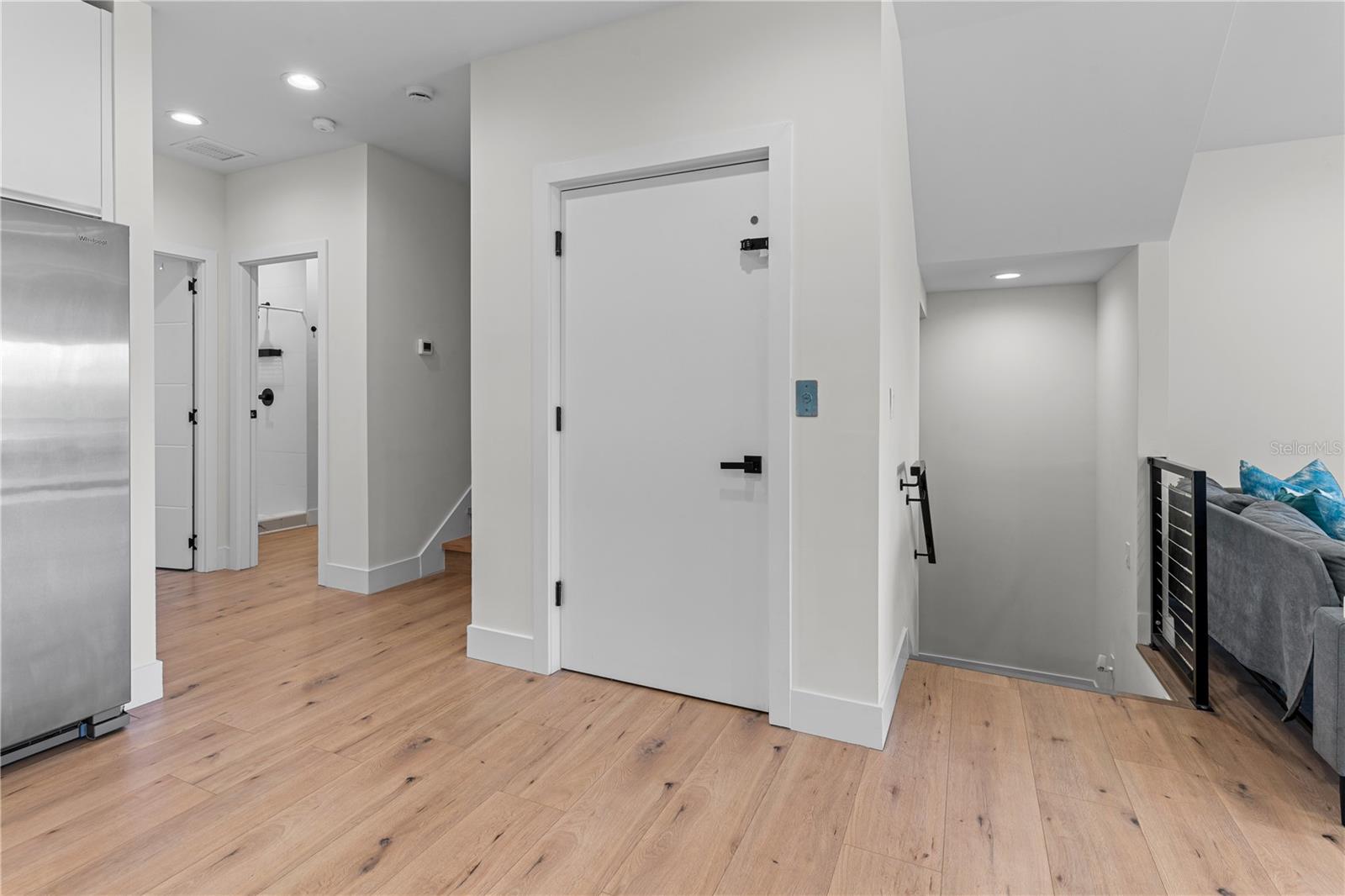 2200 BAY BLVD IRB CONDO - Residential