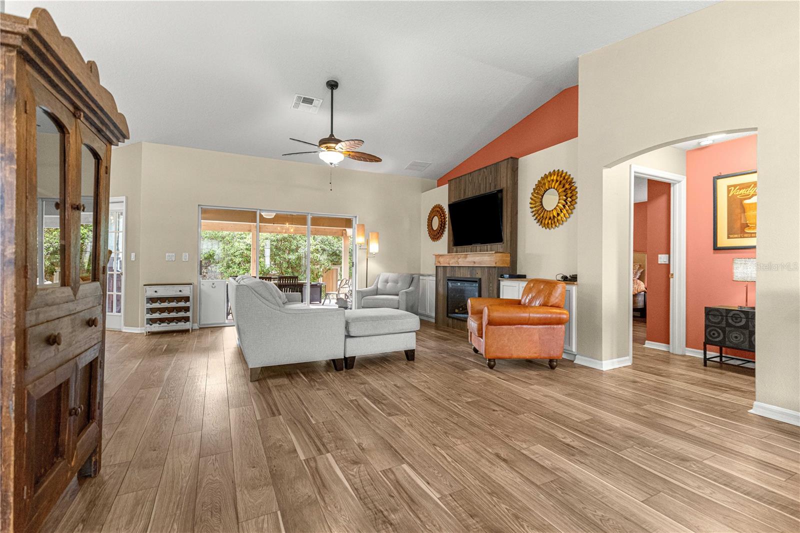 OCALA WATERWAY ESTATE - Residential