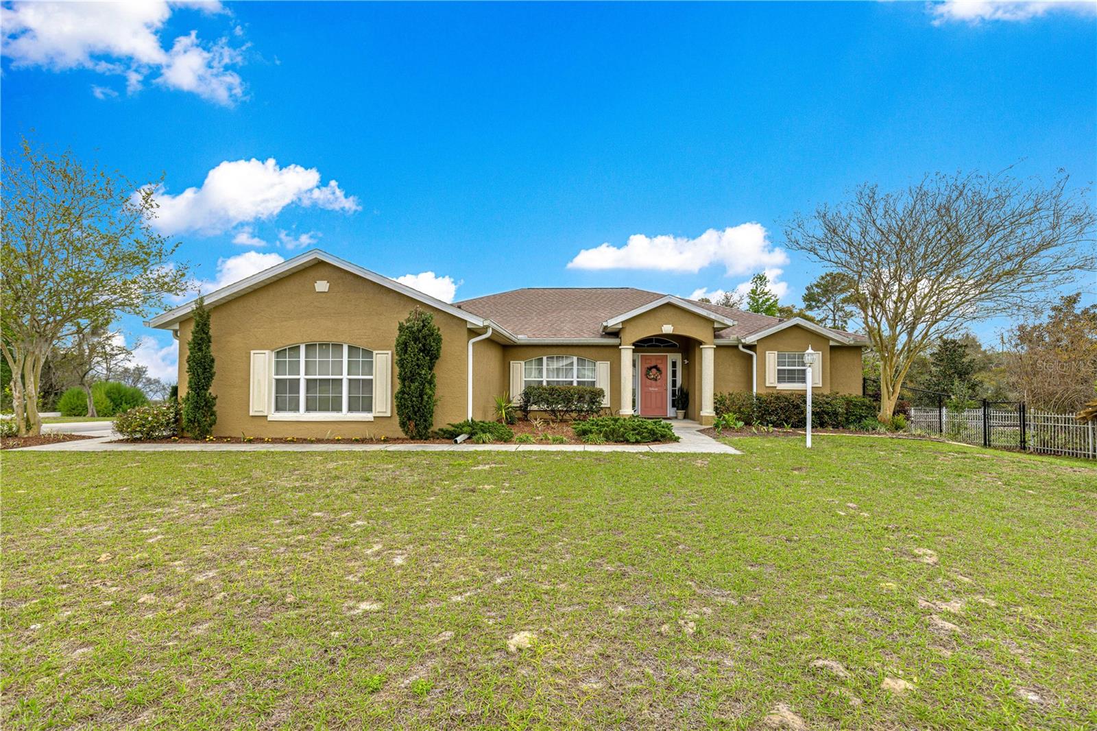 OCALA WATERWAY ESTATE - Residential