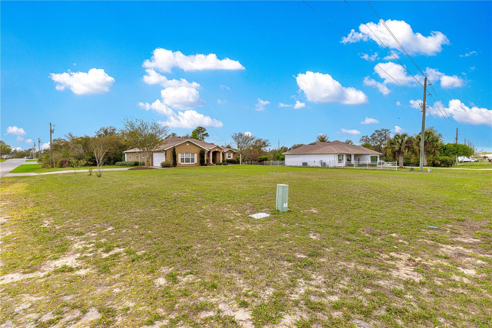 OCALA WATERWAY ESTATE - Residential