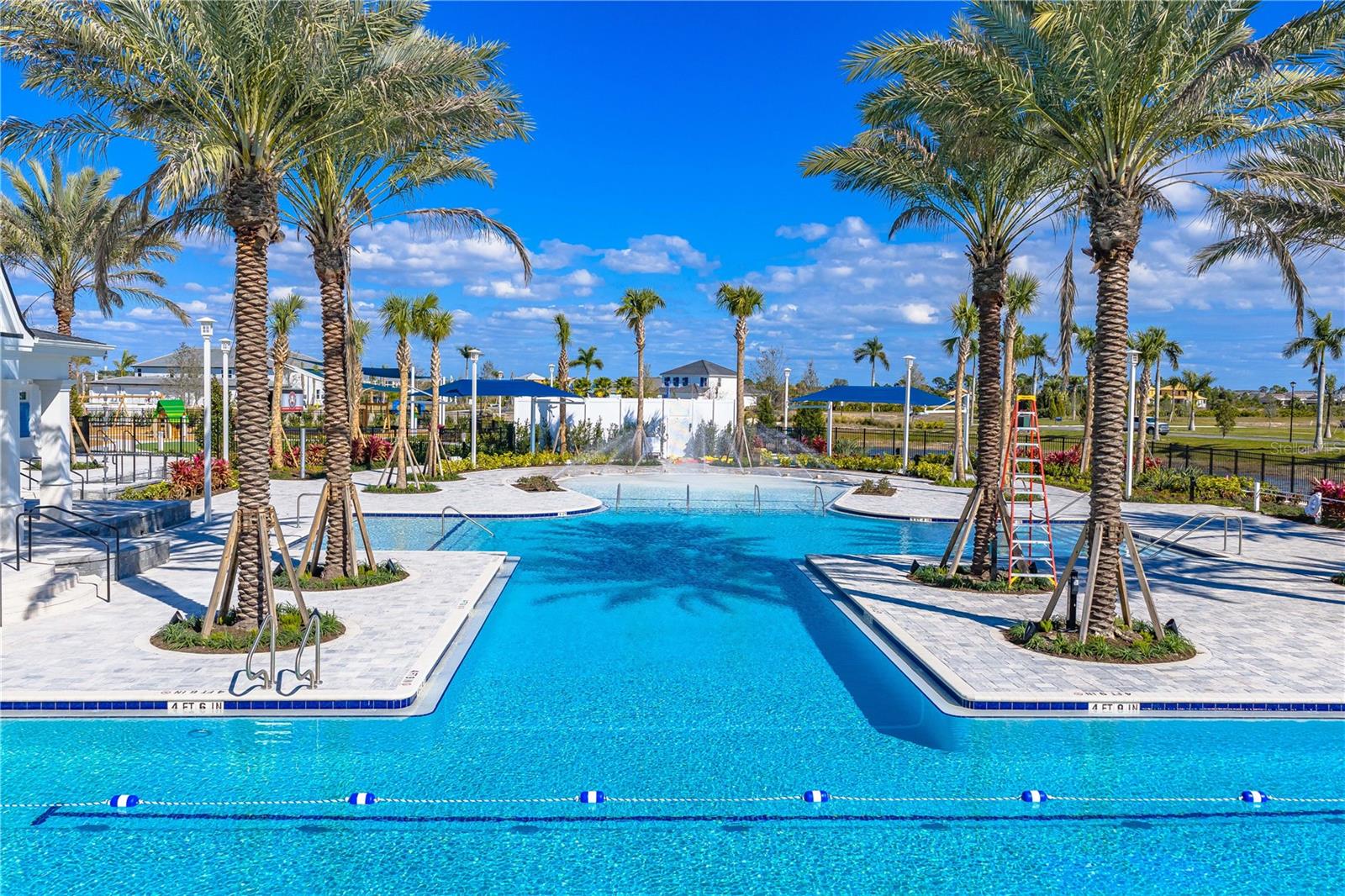 PALMERA AT WELLEN PARK - Residential