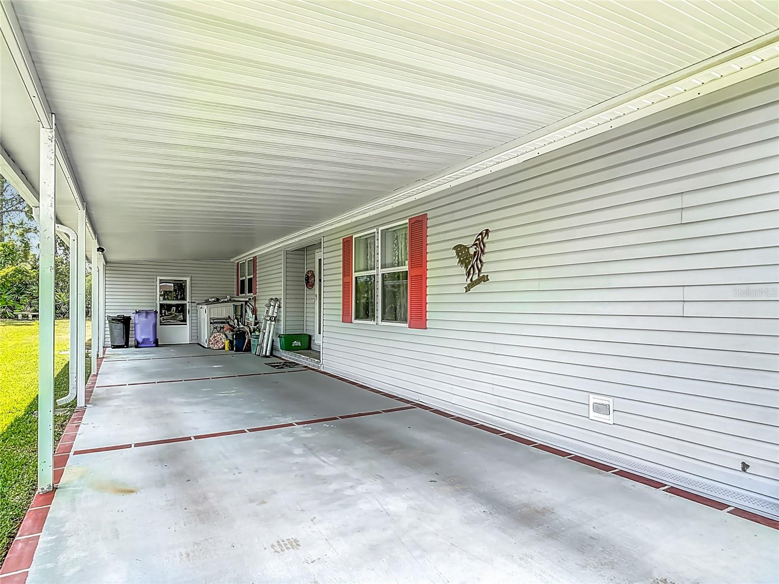 632 PORTSIDE LANE