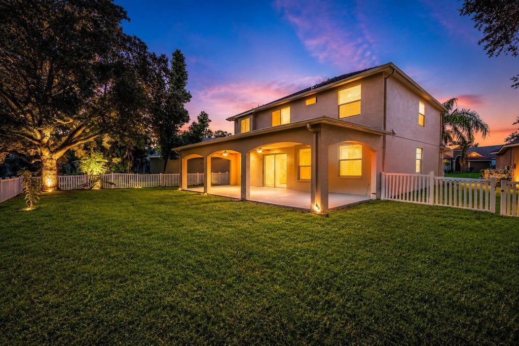Photo of 4716 Mapletree Loop, Wesley Chapel, FL 33543 (MLS # TB8529713)