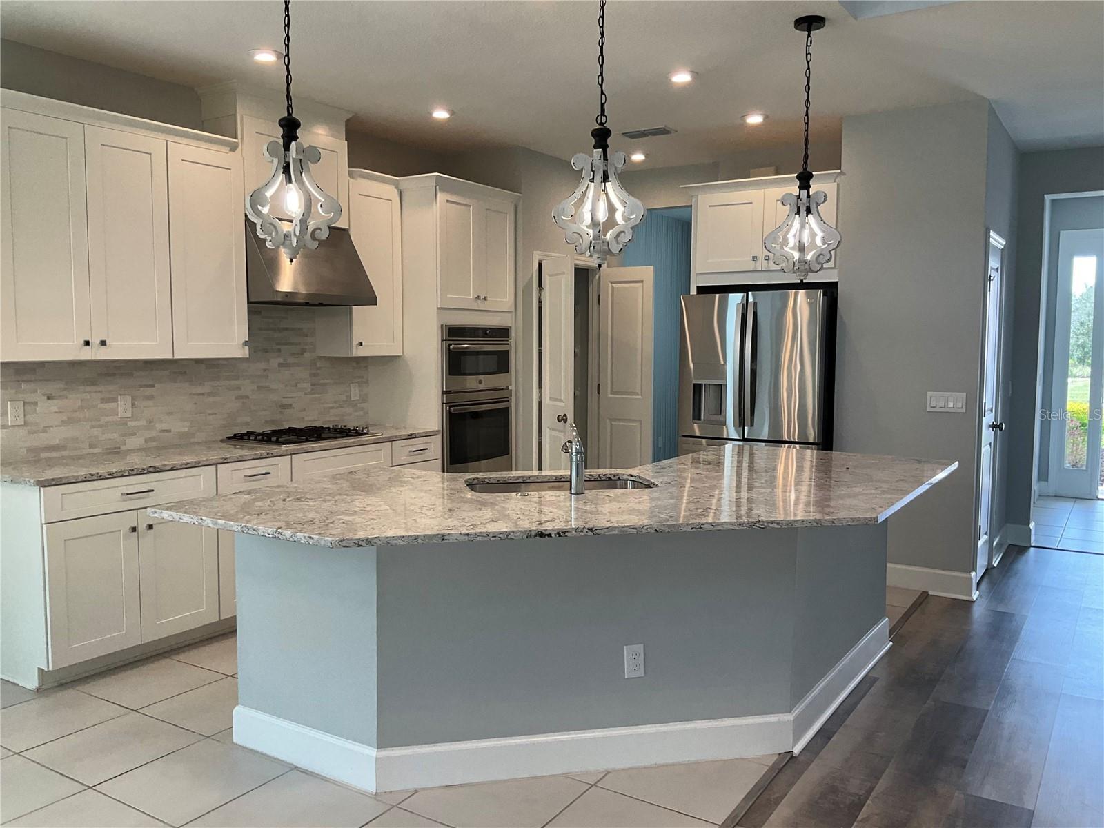 LAKESIDE PH I AMD 2 - Residential Lease