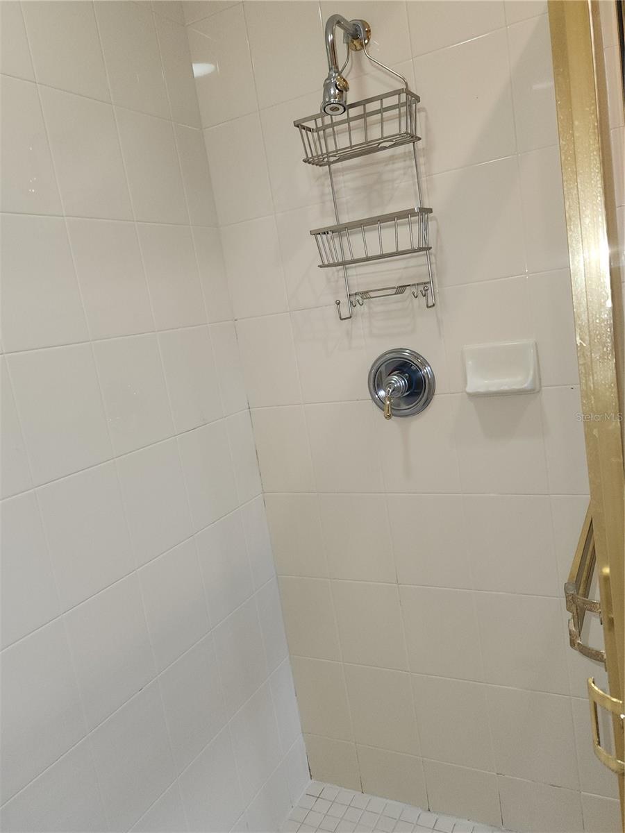 TAILFEATHER WAY AT TARA - Residential Lease