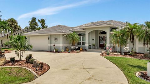 A home in PUNTA GORDA