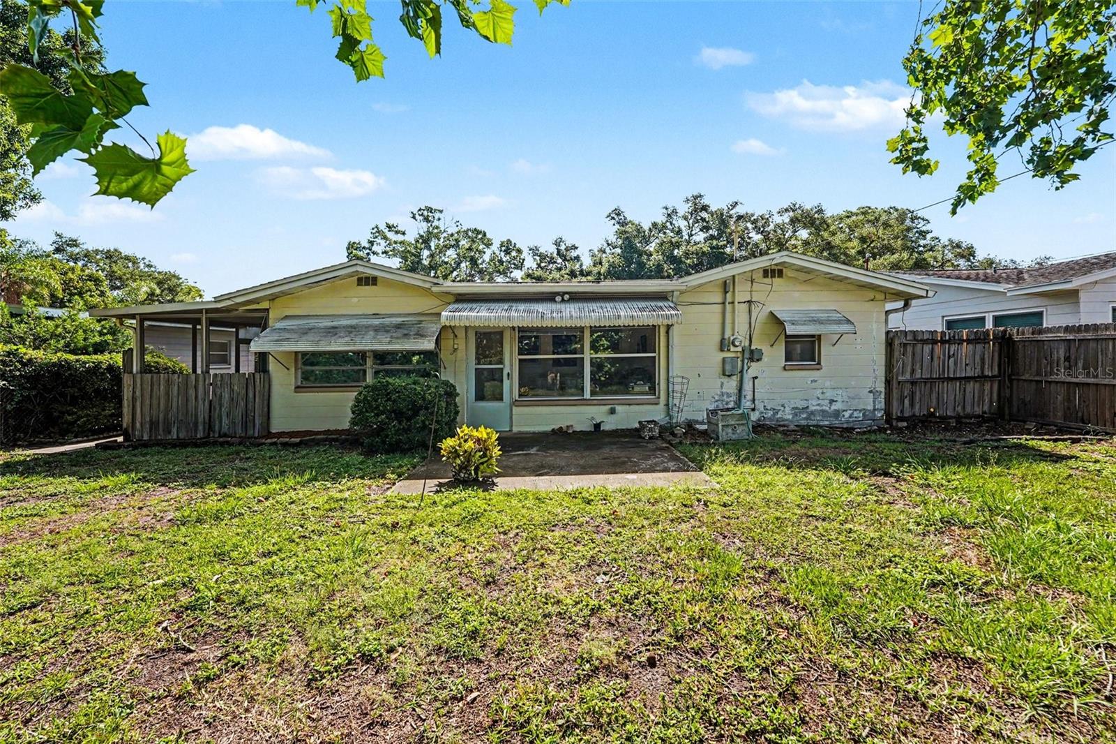 K & H CLEARVIEW 1ST ADD - Residential