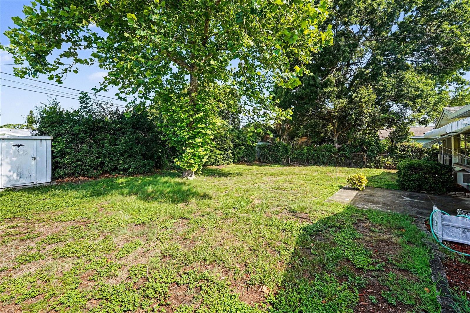 K & H CLEARVIEW 1ST ADD - Residential
