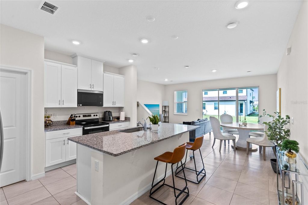 Photo of 4562 Small Creek Road, Kissimmee, FL 34744 (MLS # O6389985)