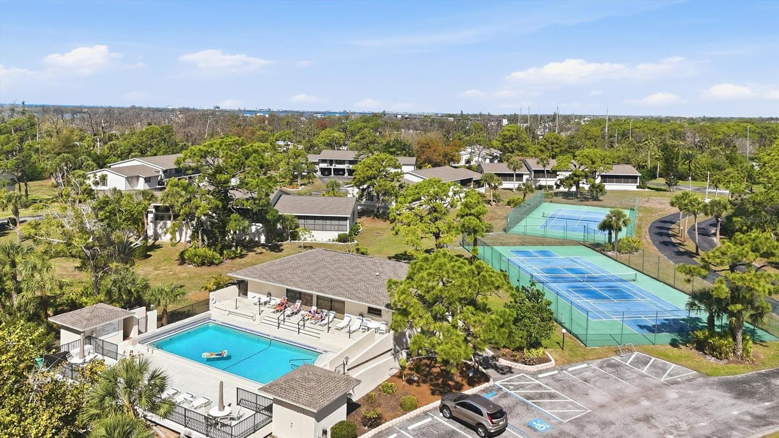 FOREST PARK CONDO PH 02 BLDG 02 - Residential