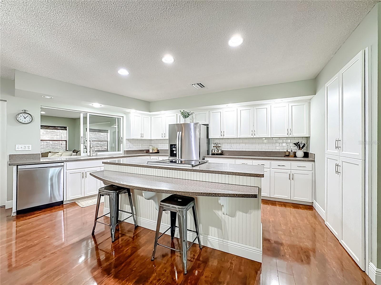 AZALEA PARK NORTHWEST - Residential