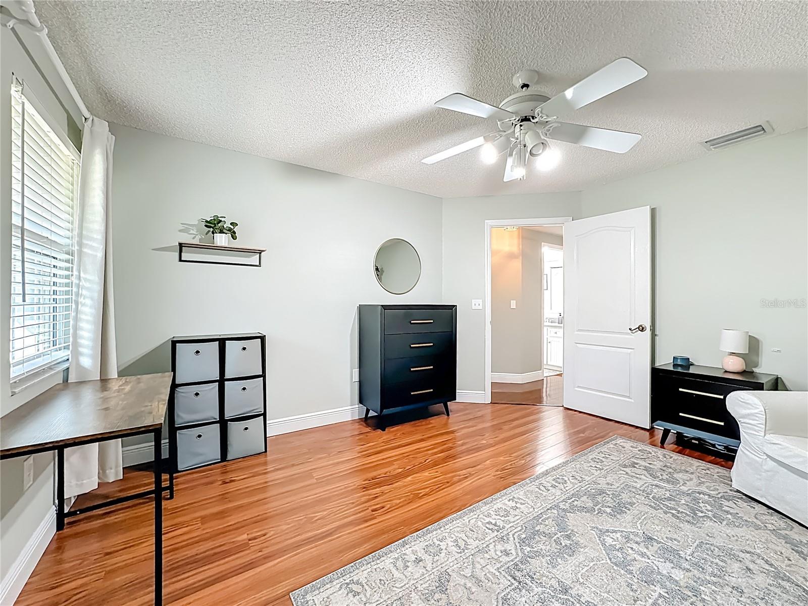 AZALEA PARK NORTHWEST - Residential