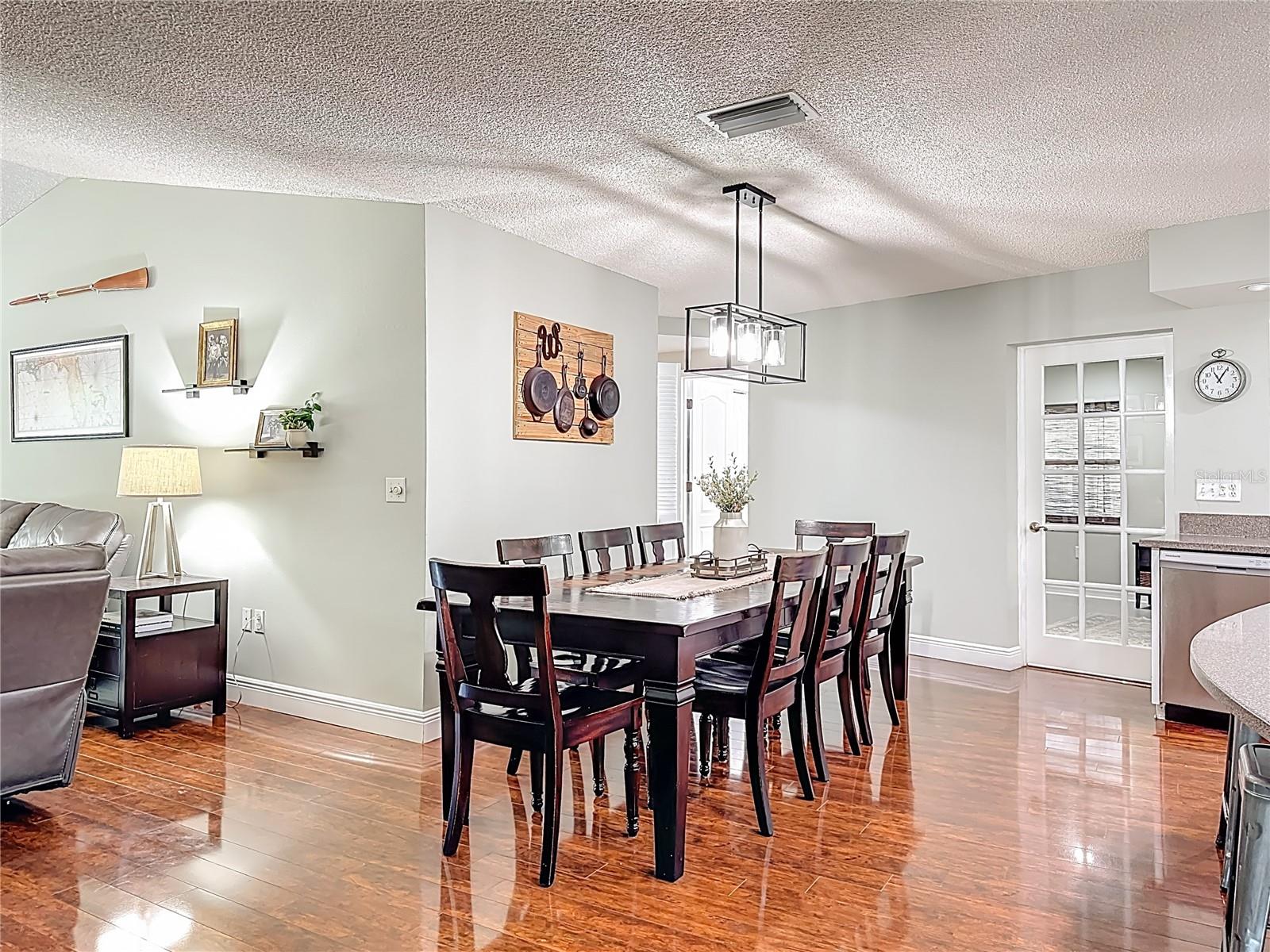 AZALEA PARK NORTHWEST - Residential