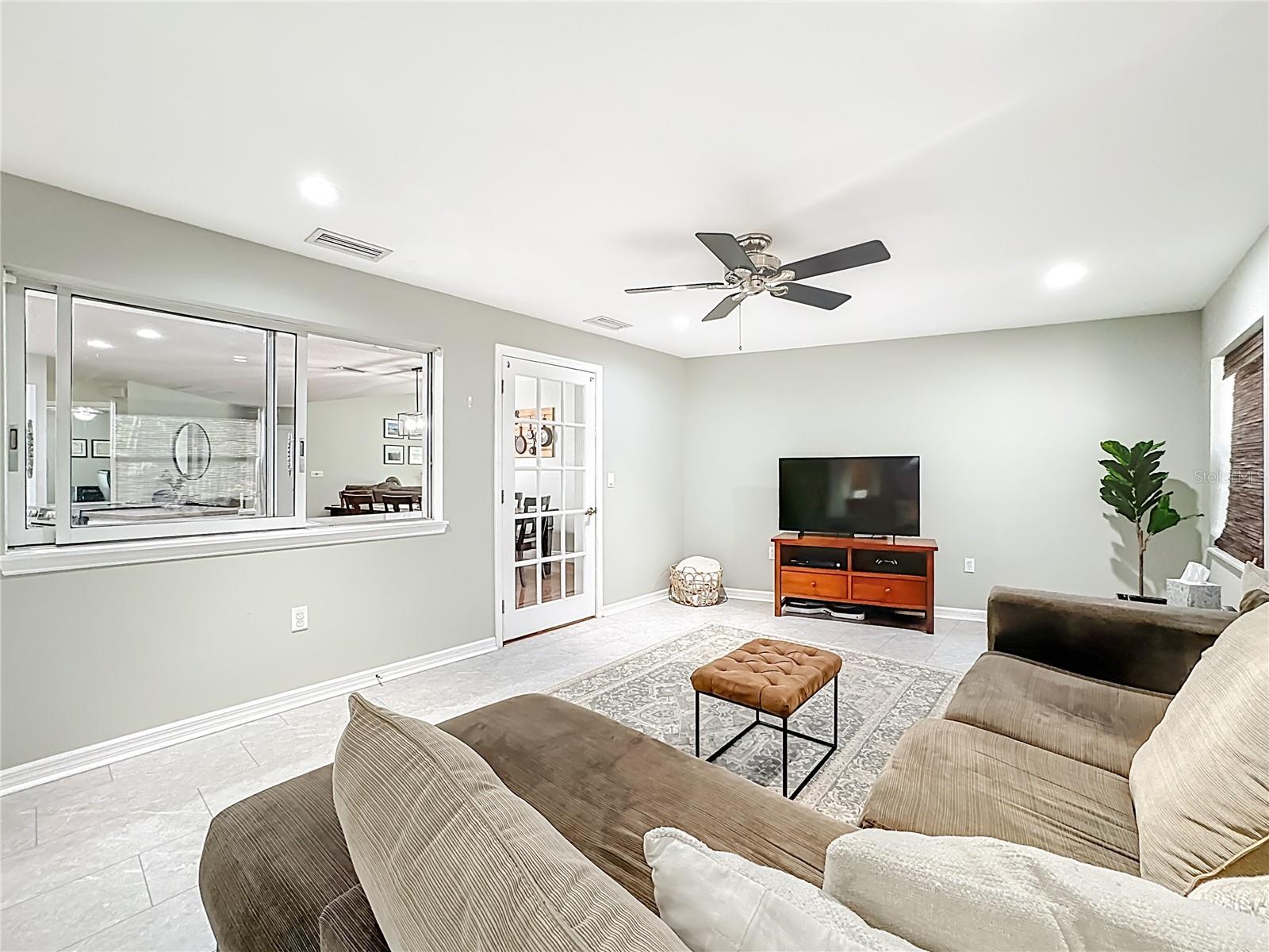 AZALEA PARK NORTHWEST - Residential