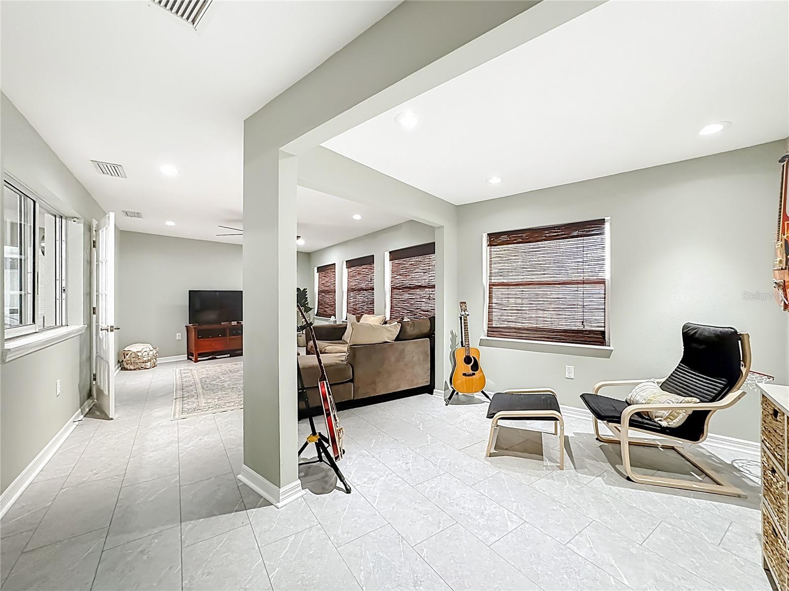 AZALEA PARK NORTHWEST - Residential