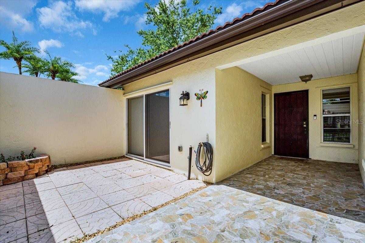 VILLAGE PLAZA SEC 6 - Residential Lease