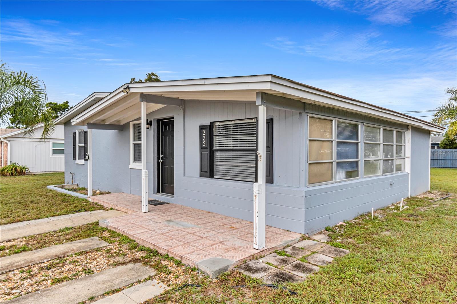 DELTONA LAKES UNIT 06 - Residential Lease