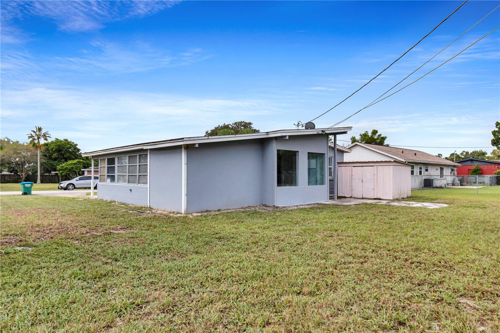 DELTONA LAKES UNIT 06 - Residential Lease