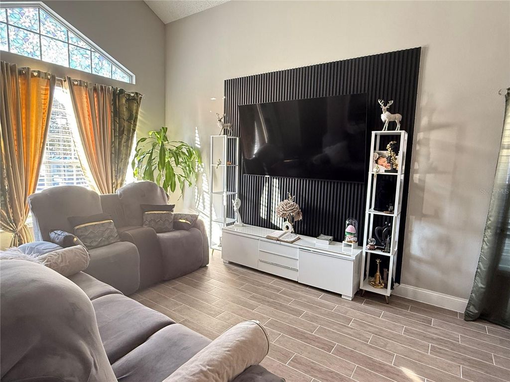 Photo of 1345 Silverthorn Drive, Orlando, FL 32825 (MLS # S5142724)