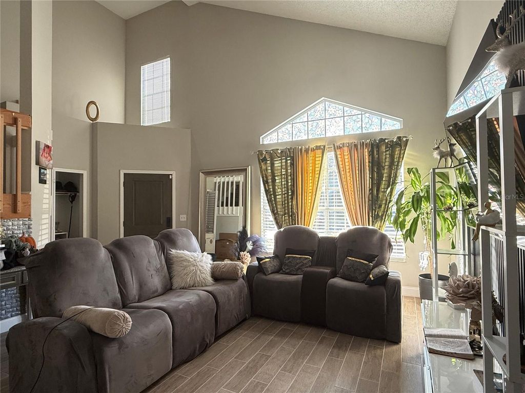 Photo of 1345 Silverthorn Drive, Orlando, FL 32825 (MLS # S5142724)