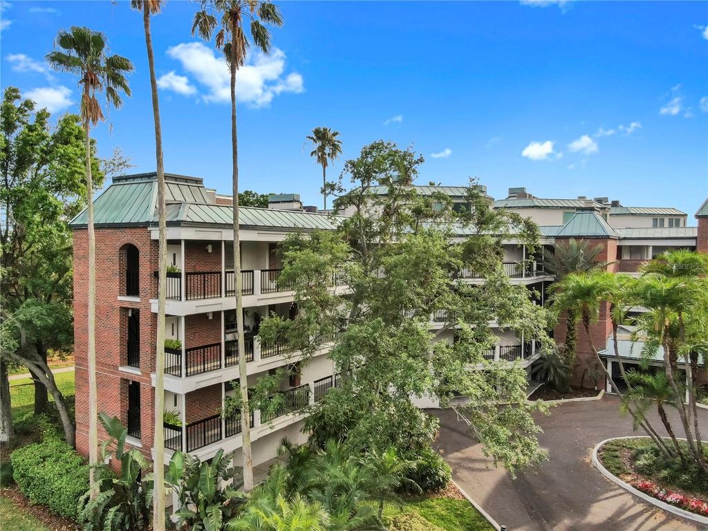 Photo of 919 Seddon Cove Way #919, Tampa, FL 33602 (MLS # TB8371145)