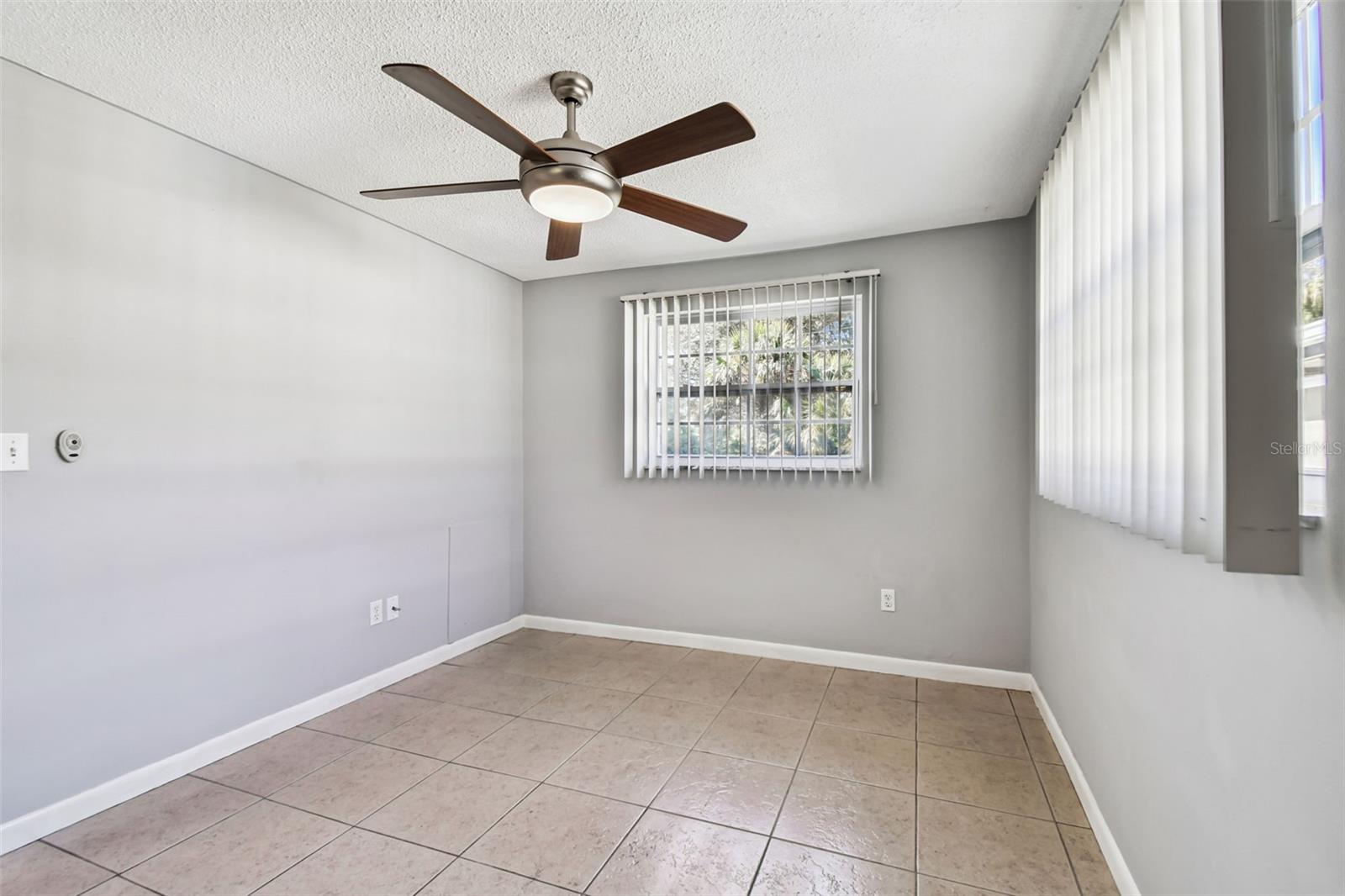 DUNEDIN ISLES COUNTRY CLUB SEC A - Residential