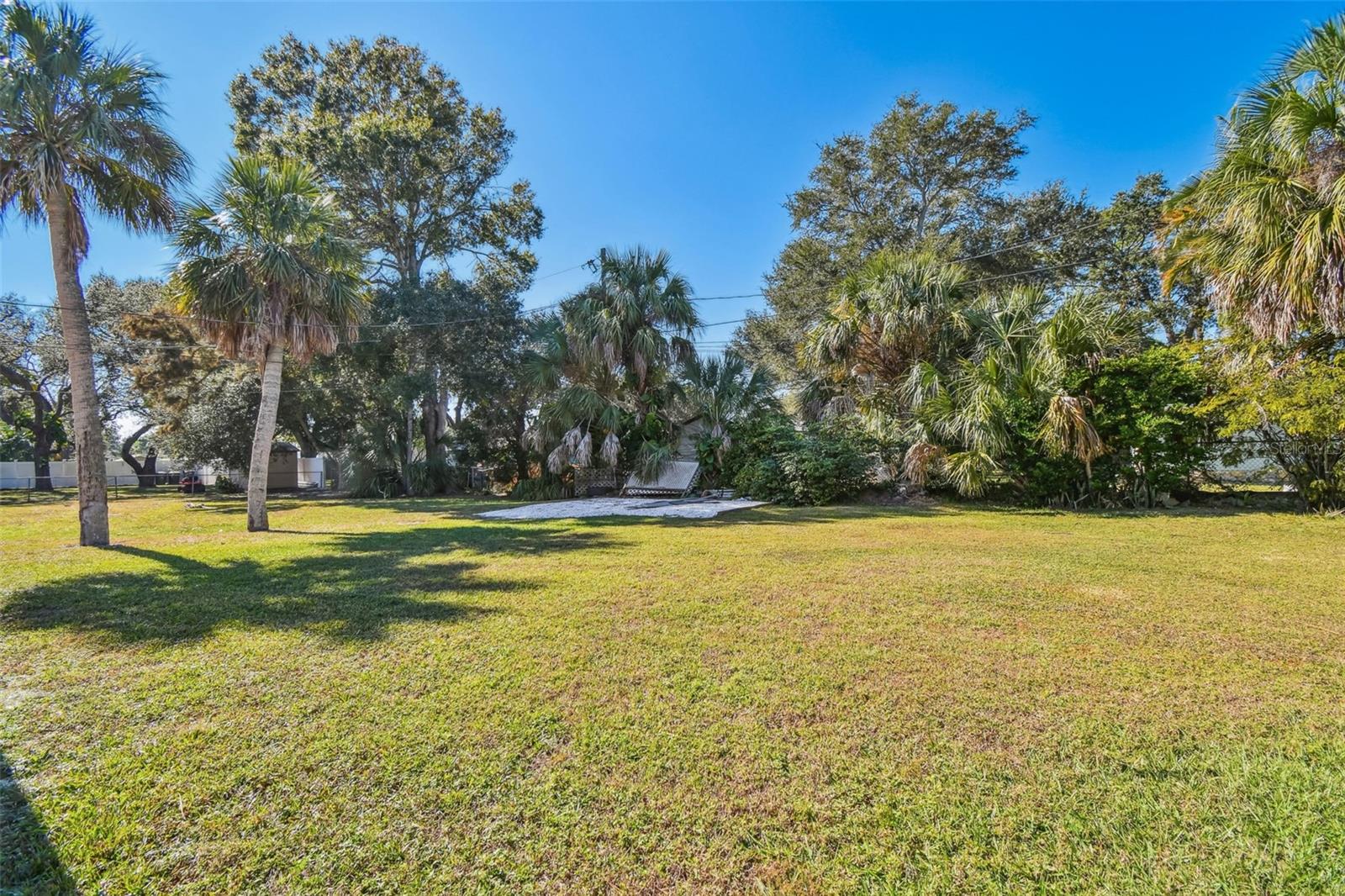 DUNEDIN ISLES COUNTRY CLUB SEC A - Residential