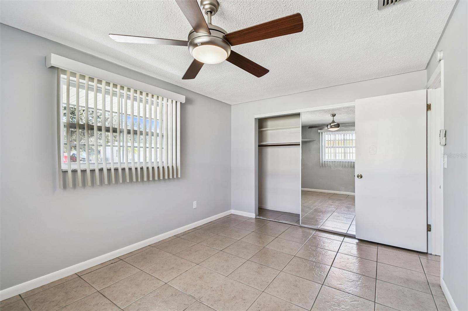 DUNEDIN ISLES COUNTRY CLUB SEC A - Residential