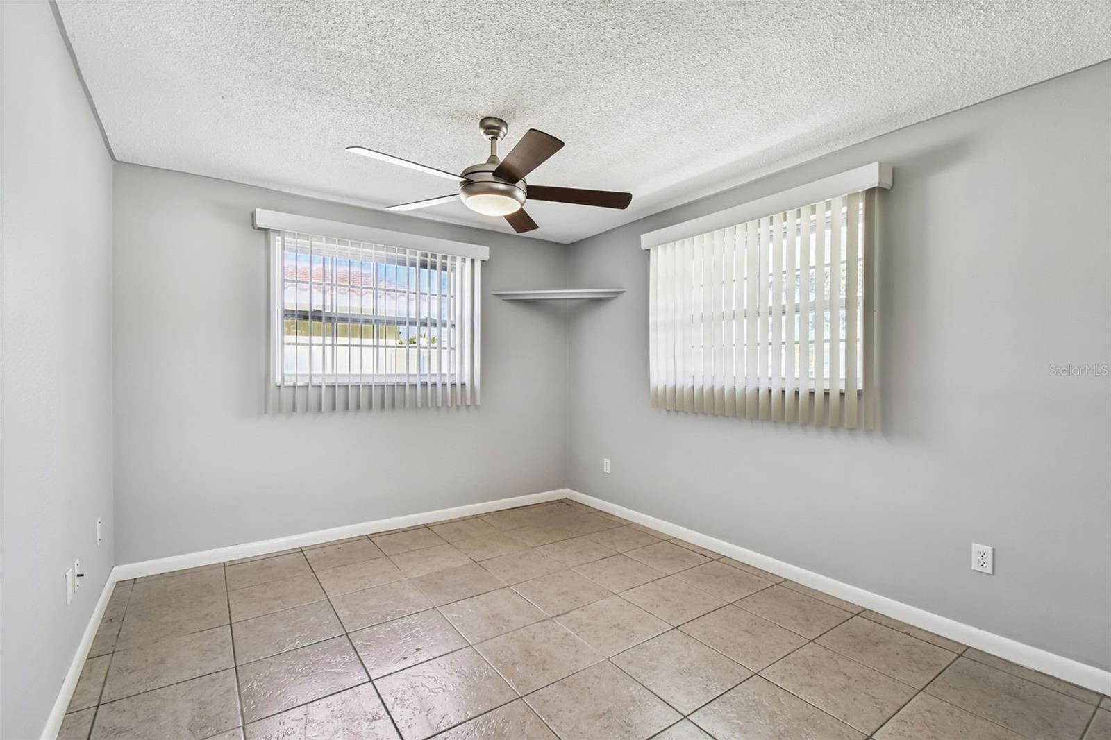 DUNEDIN ISLES COUNTRY CLUB SEC A - Residential