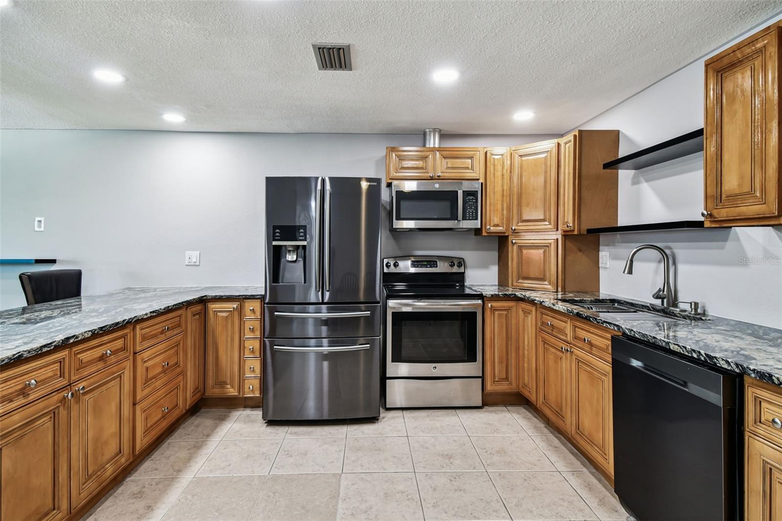 DUNEDIN ISLES COUNTRY CLUB SEC A - Residential