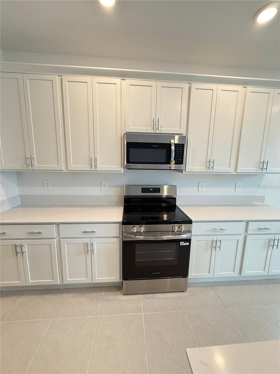 WELLNESS RDG PH 3 - Residential Lease