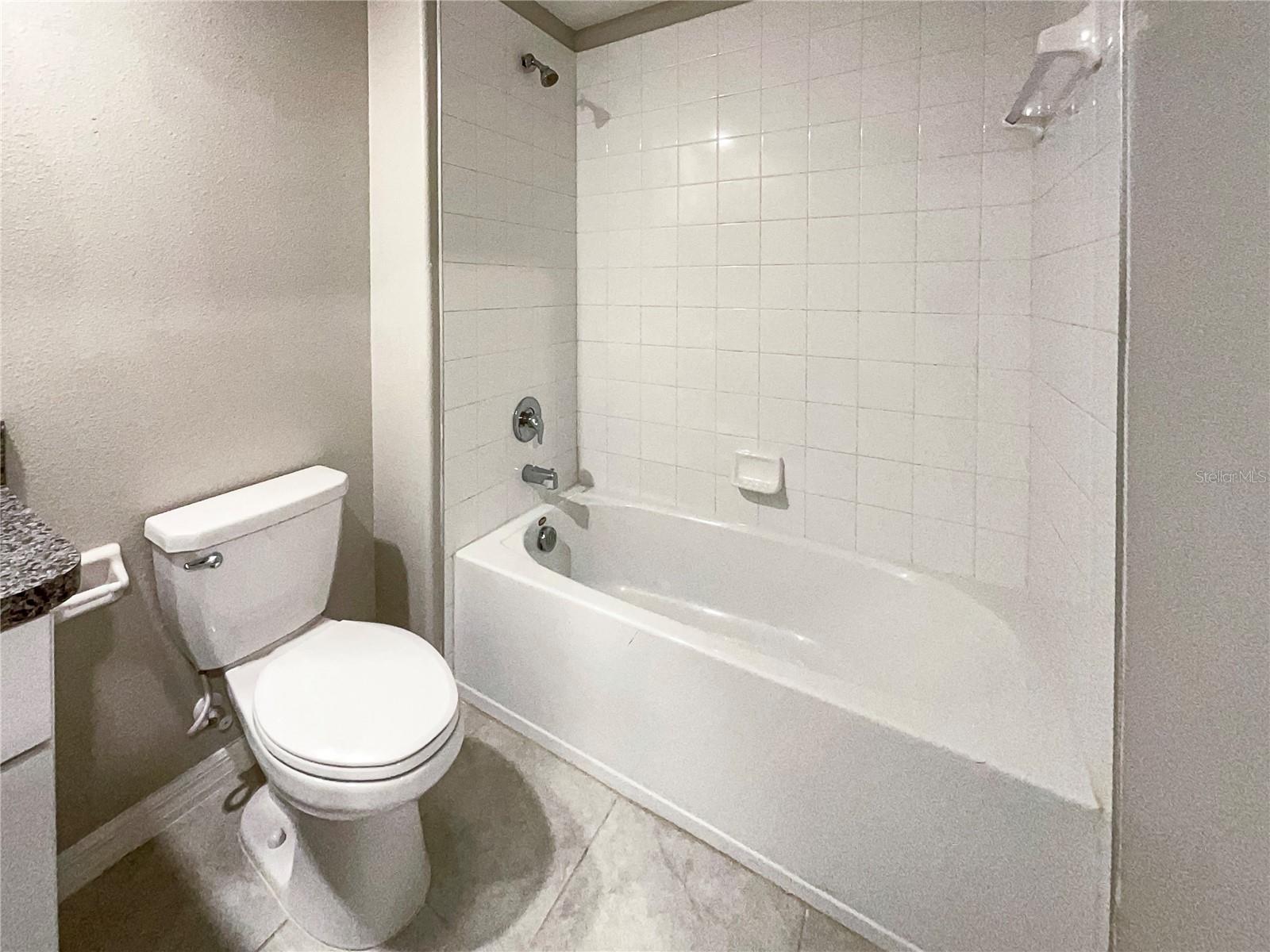 WILLOW SQUARE TWNHMS - Residential