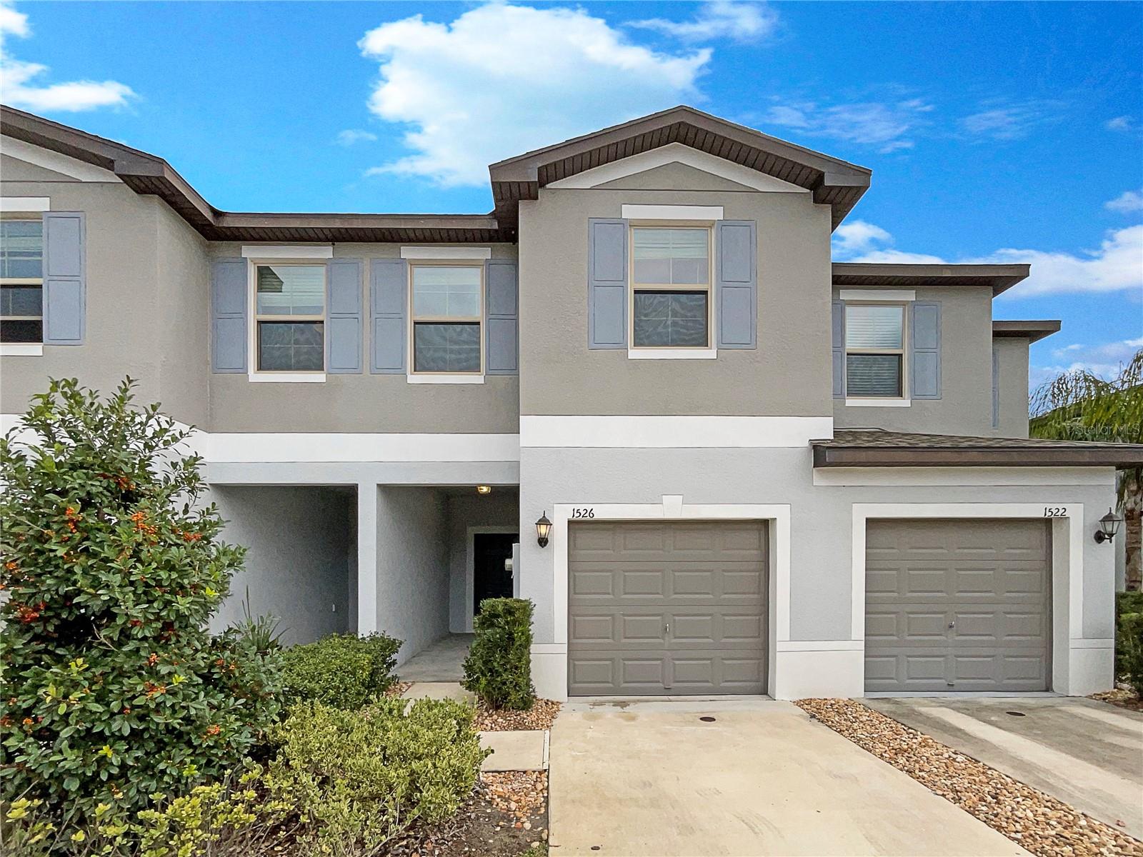 WILLOW SQUARE TWNHMS - Residential