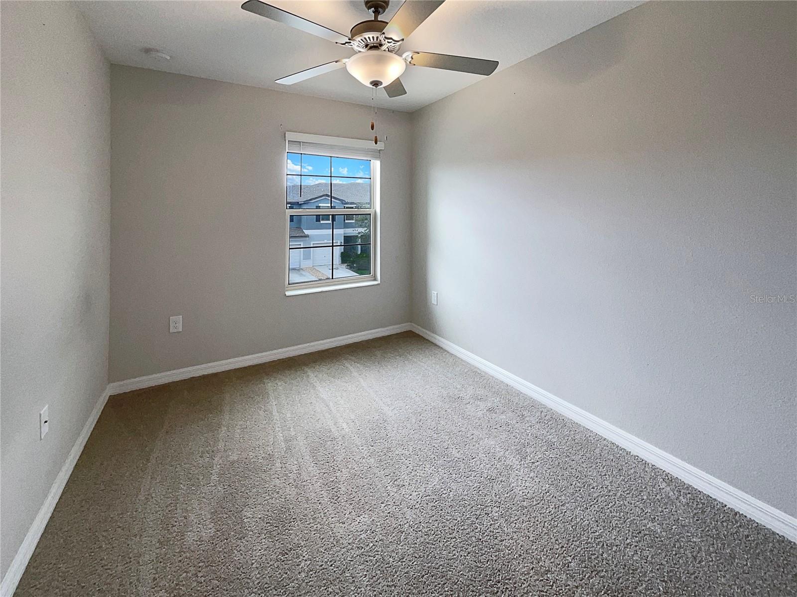 WILLOW SQUARE TWNHMS - Residential