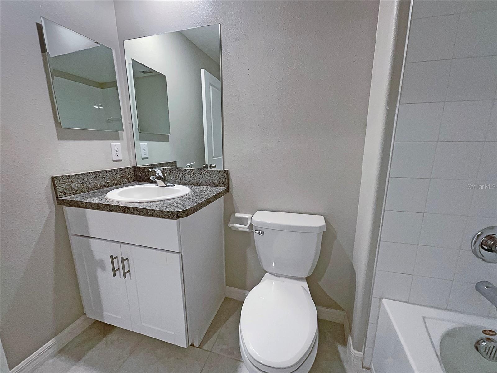 WILLOW SQUARE TWNHMS - Residential