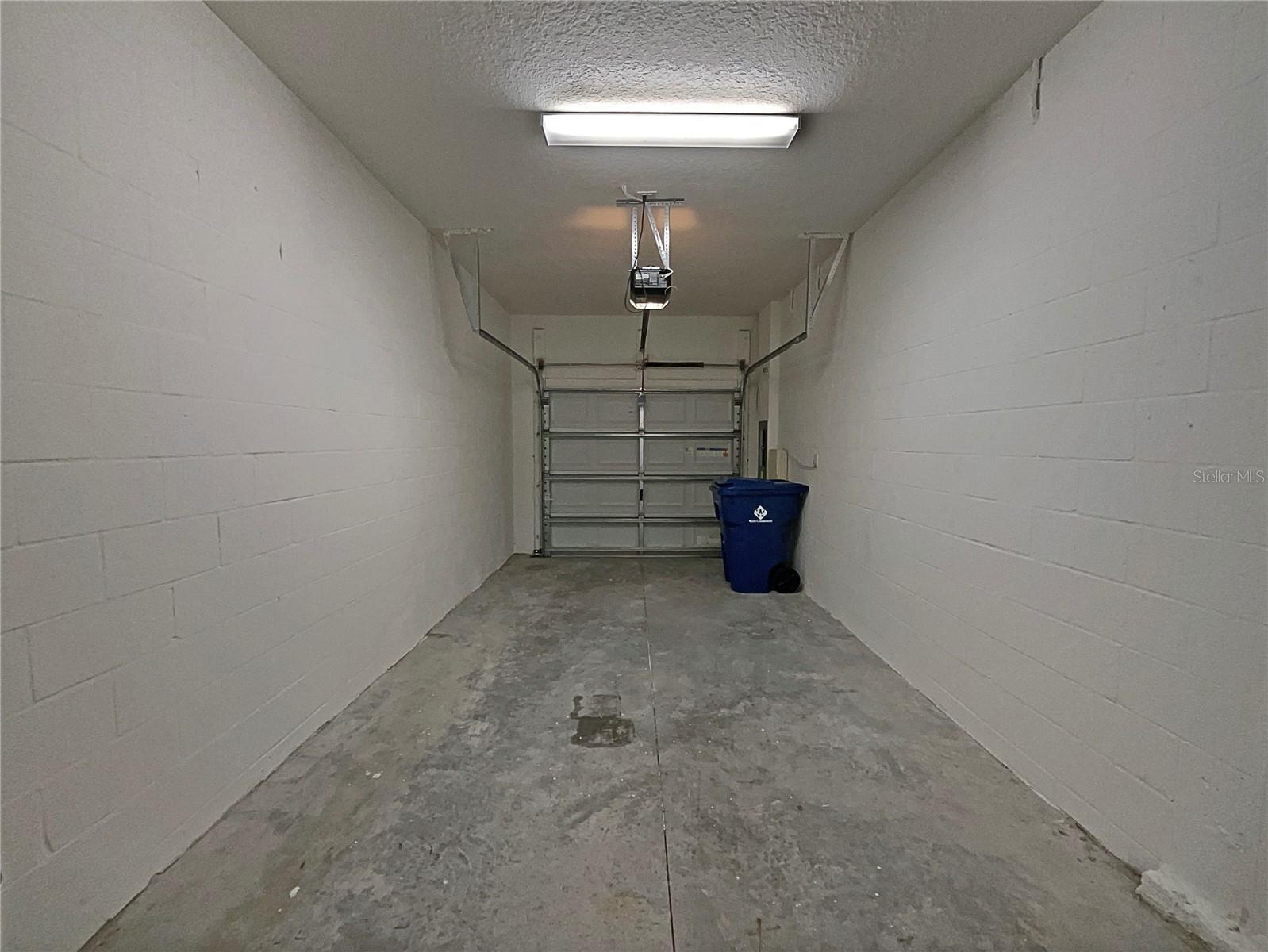 WILLOW SQUARE TWNHMS - Residential