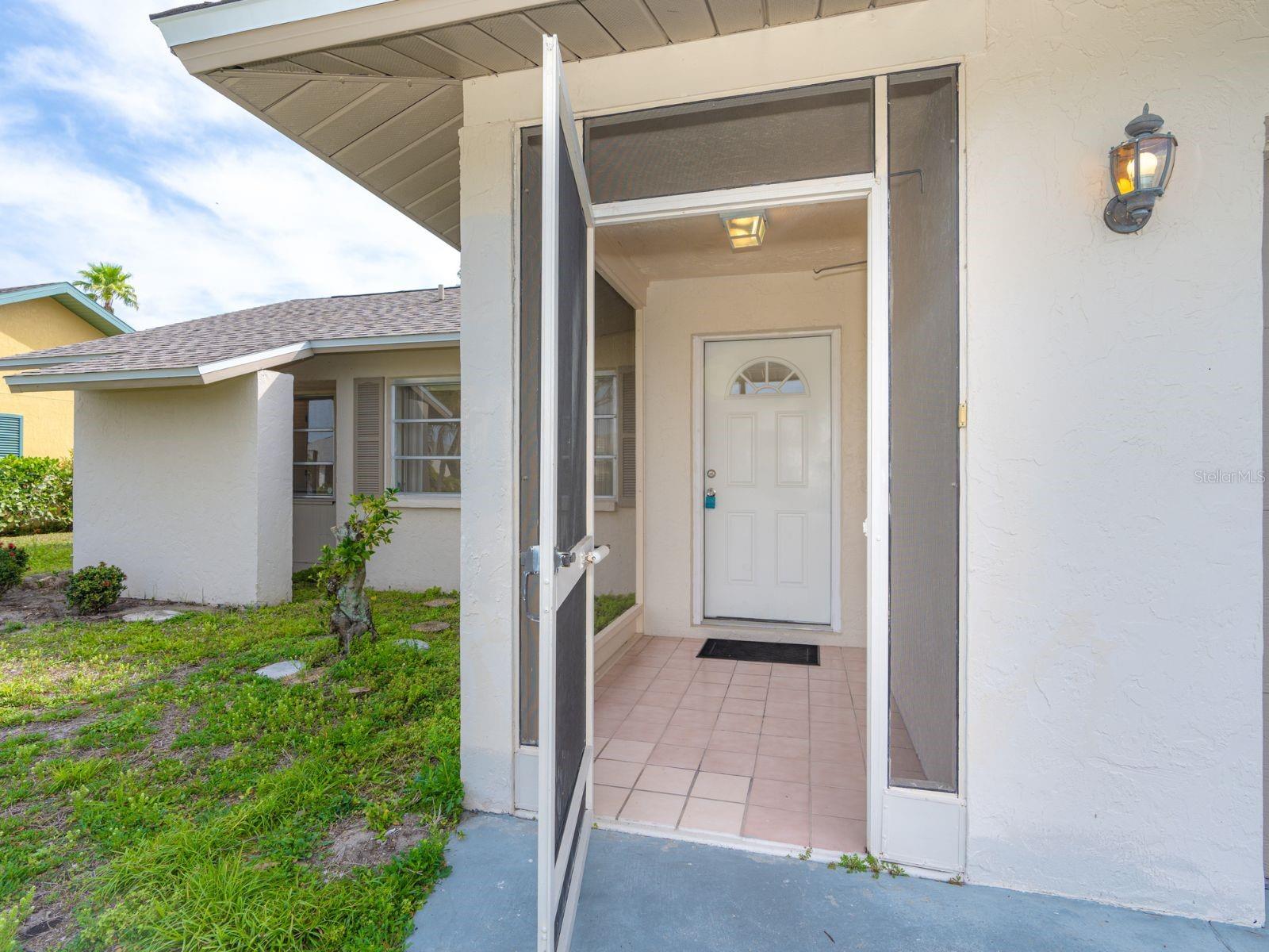VENICE GARDENS - Residential Lease