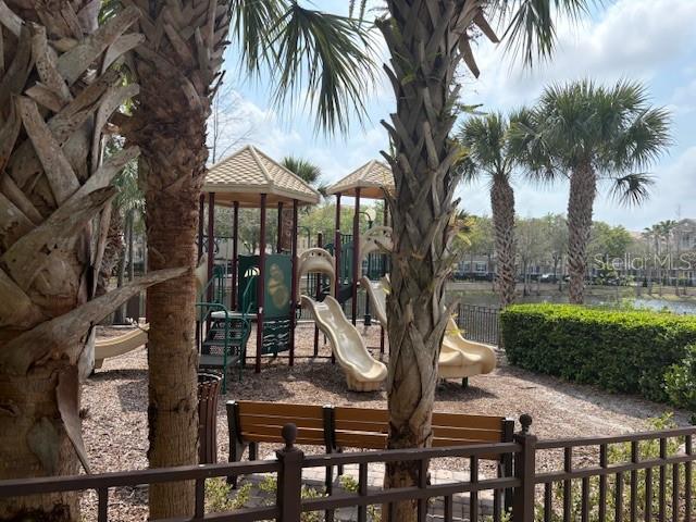 GRANDE OAKS AT HEATHROW REP - Residential