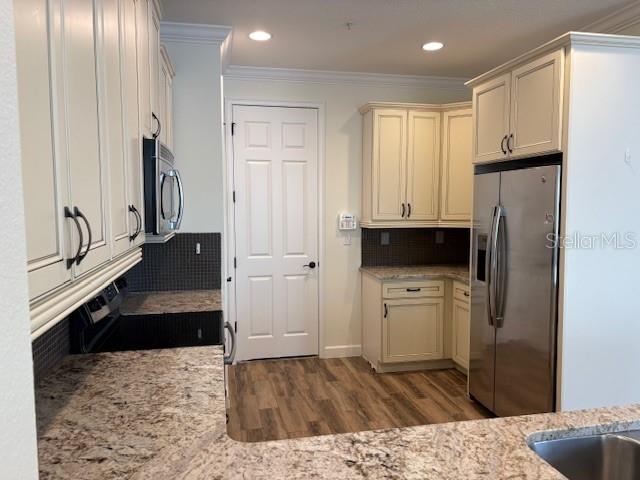 GRANDE OAKS AT HEATHROW REP - Residential