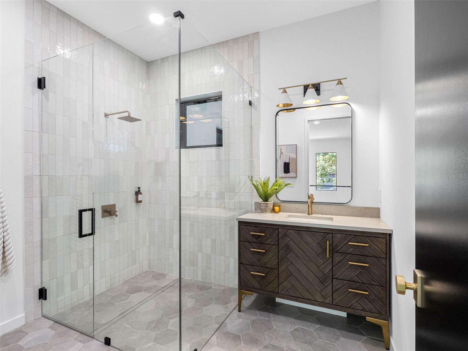 SNELL & HAMLETTS NORTH SHORE ADD - Residential