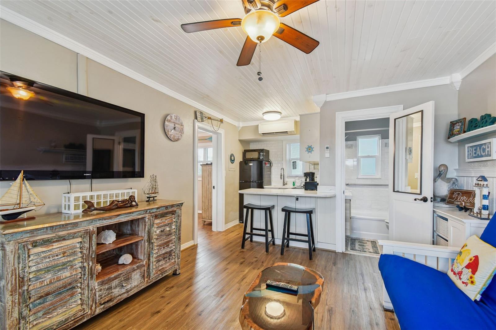 TROPIC TERRACE APT - Residential