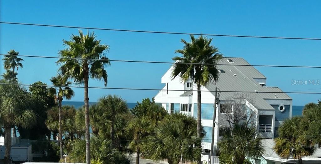 WALK AT INDIAN ROCKS BEACH - Residential