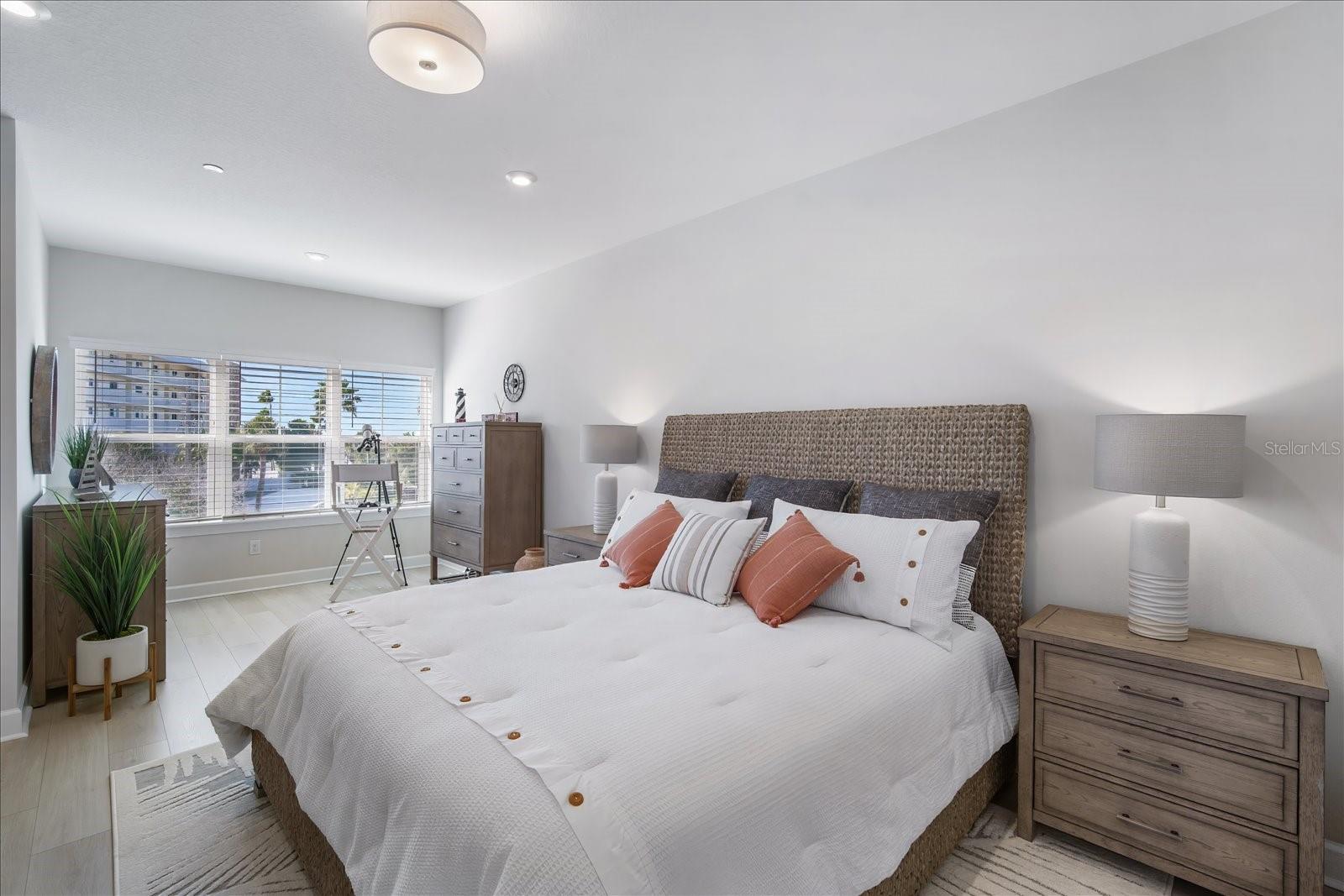 WALK AT INDIAN ROCKS BEACH - Residential