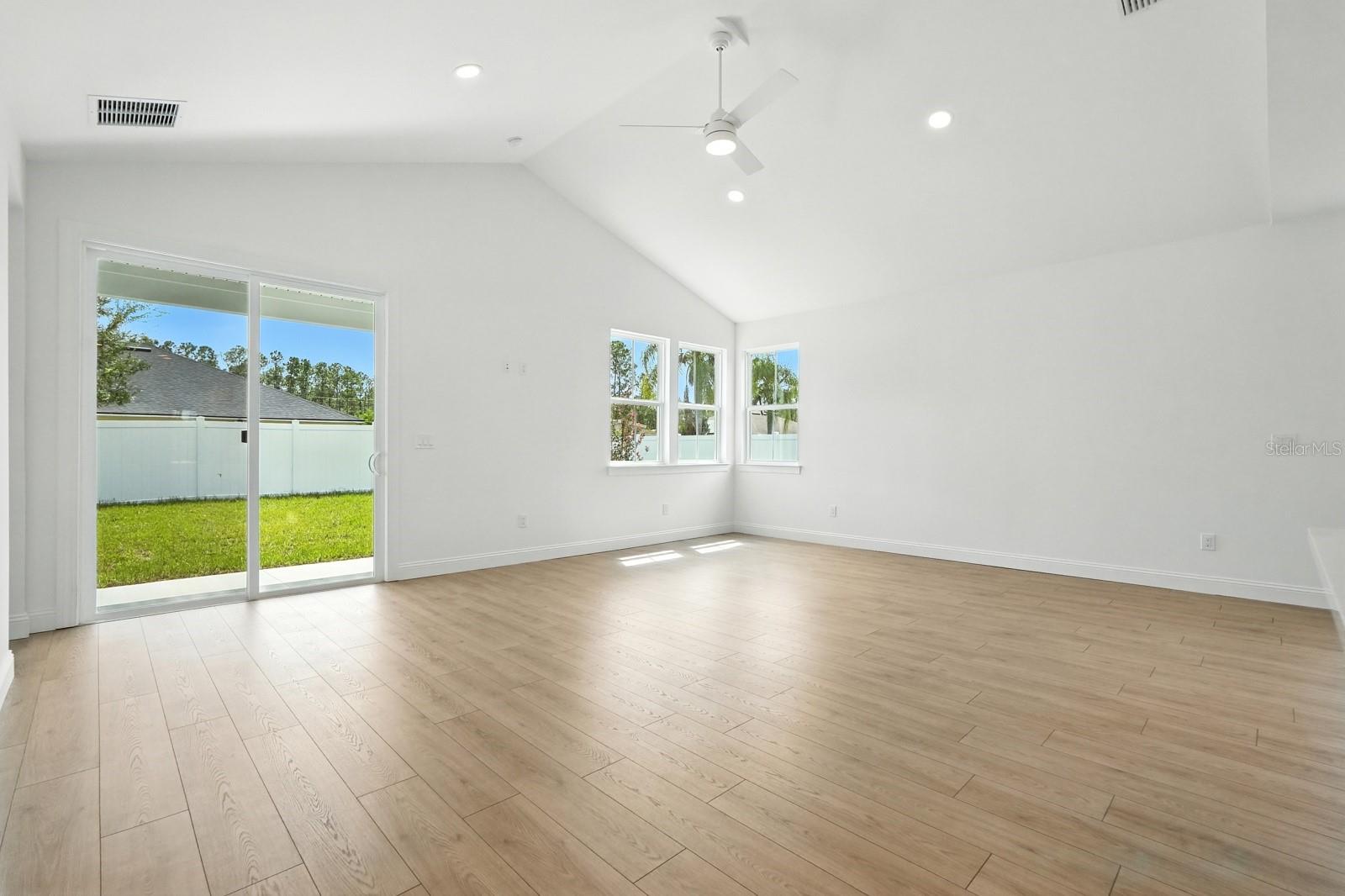 PALM COAST SEC 33 - Residential