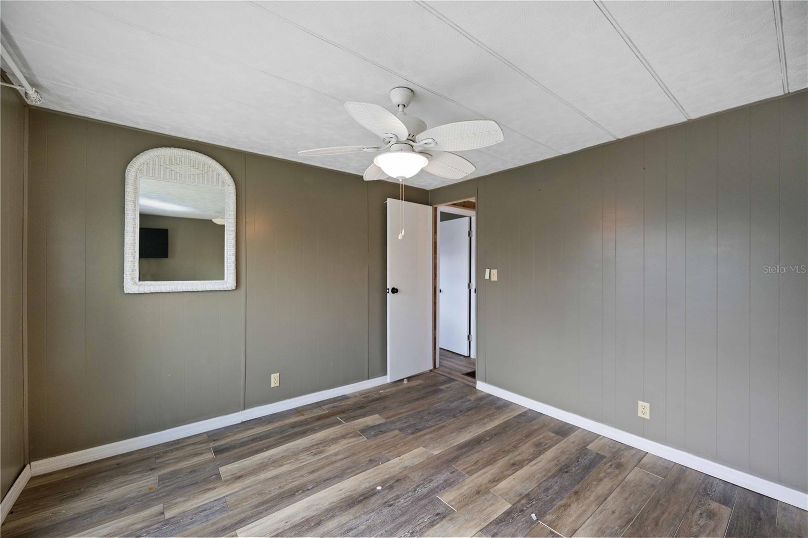 EAGLE POINT MHP - Residential